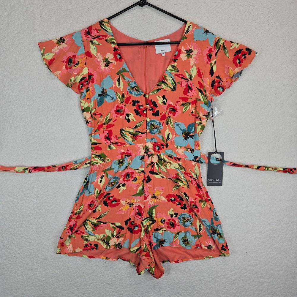 NWT‎ Privacy Please Floral Romper Women M Coral  Flutter Sleeve V-Neck Revolve - Picture 2 of 15
